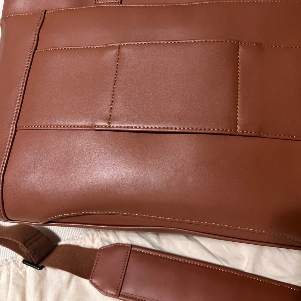 Monos Metro Duffle - Picture 3 of 13